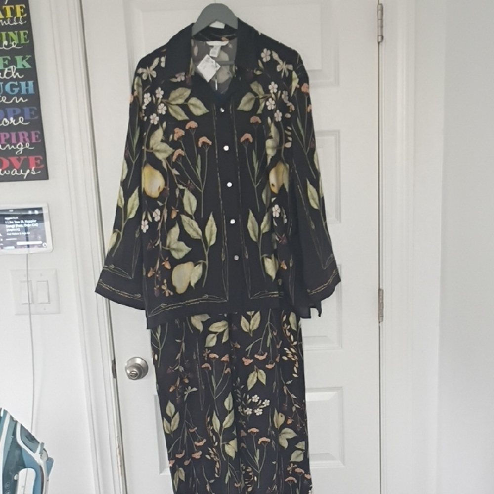 H&M Dark Floral Pajama Pants Size Large